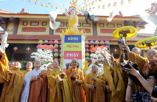 Kế hoạch đại lễ Phật đản tại TPHCM, được và 'chưa được'?