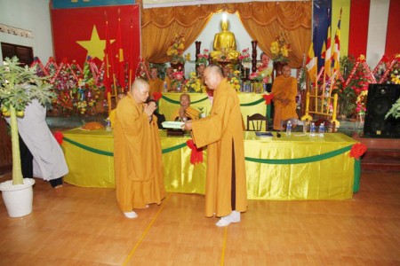 Gia Lai: Ban Trị sự Phật Giáo thăm trường hạ tại chùa Bửu Tịnh 