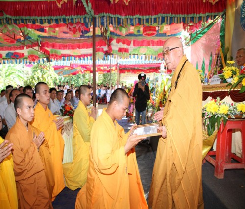 Lễ bổ nhiệm trụ trì chùa Cam Mai Quảng Trị