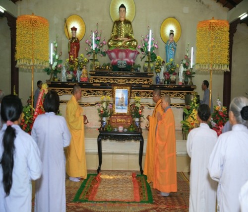 PG huyện A Lưới tổ chức lễ tưởng niệm 707 Phật Hoàng Trần Nhân Tông nhập Niết bàn