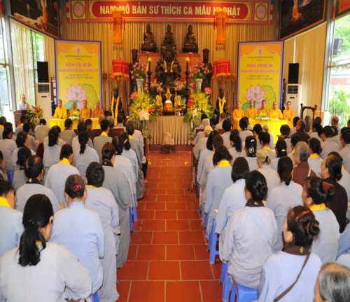 Hà Nội: Khai mạc khóa tập huấn Hoằng pháp viên cho cư sĩ Phật tử