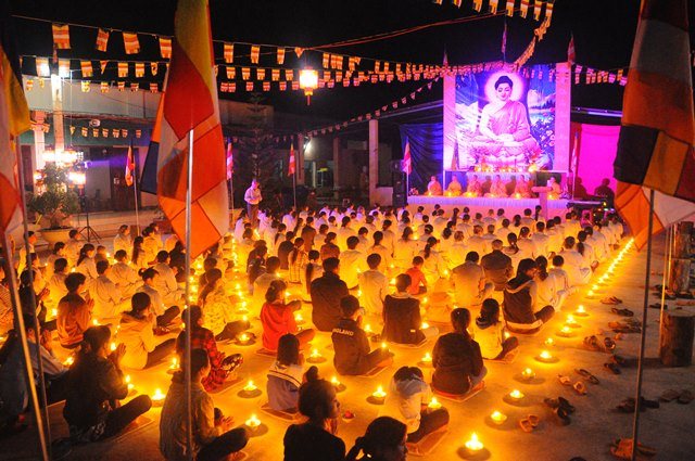 Đắk Nông: Phật giáo Đăk Rlấp mừng Đức Phật thành đạo