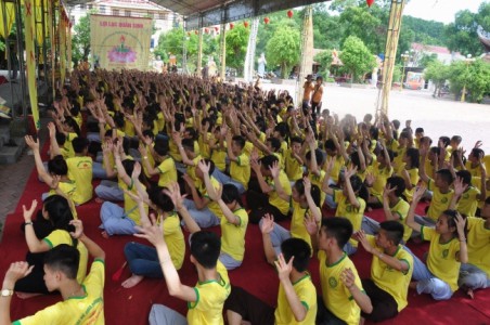 Khai mạc khóa tu mùa hè Thắp Sáng Niềm Tin tại chùa Phong Phạn