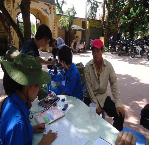 Chùa Bằng tiếp sức mùa thi Đại học đợt II năm 2014