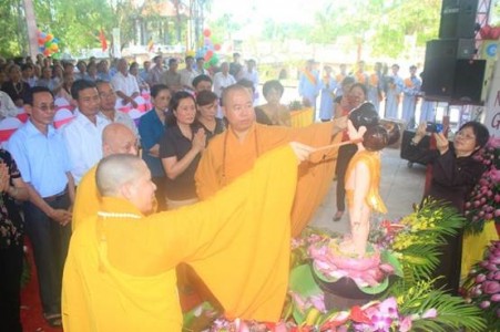 Hưng Yên: Tổ đình Nho Lâm tưng bừng đón mừng Phật đản