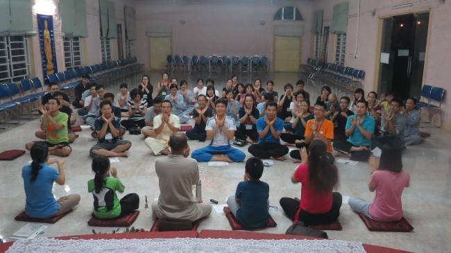 Ấn tượng với khóa thiền “Tôi làm việc, tôi hạnh phúc”