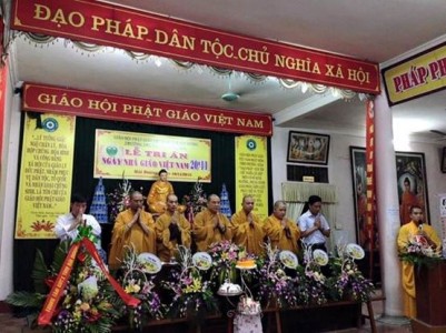 Trường TCPH Hải Dương tổ chức ngày lễ tri ân nhân ngày 20-11 