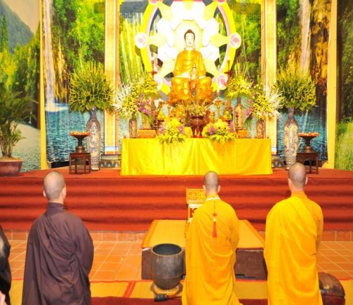 Hà Nội: Lễ kỷ niệm ngày Bồ Tát Quán Thế Âm xuất gia tại chùa Bằng