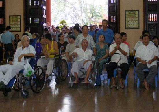 Bình Phước tạm ngưng tiếp nhận đăng ký chữa bệnh mới