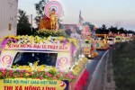 Hà Tĩnh: Diễu hành xe hoa rước Phật, cử hành lễ chính thức Tuần lễ văn hóa Phật đản PL 2562