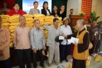 Đà Nẵng: Chùa Liên Trì tặng quà cho bà con nghèo huyện Duy Xuyên, Quảng Nam