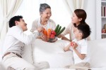 Chăm sóc cha mẹ lú lẫn